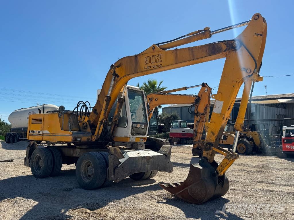 Liebherr A 902 Litronic Excavadoras de ruedas