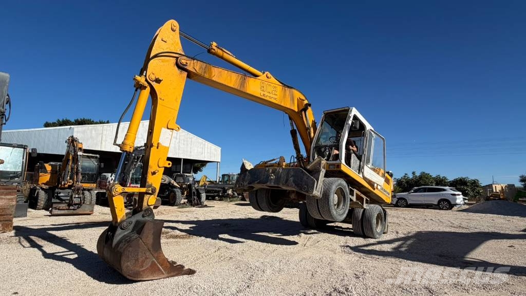 Liebherr A 902 Litronic Excavadoras de ruedas