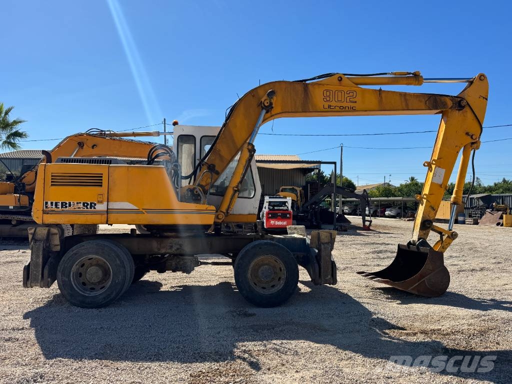 Liebherr A 902 Litronic Excavadoras de ruedas