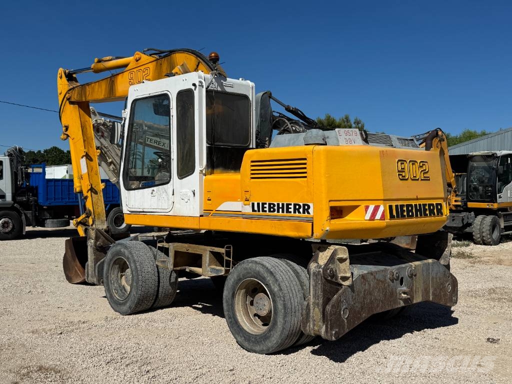 Liebherr A 902 Litronic Excavadoras de ruedas