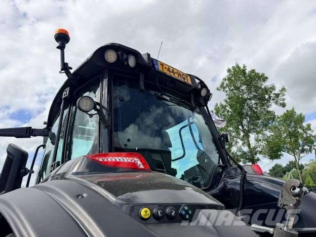 Valtra T235 Direct Smart Touch, 435 uur! Τρακτέρ