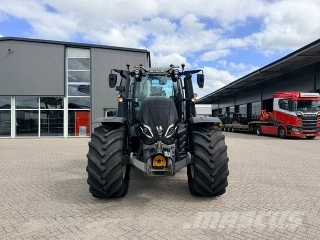 Valtra T235 Direct Smart Touch, 435 uur! Τρακτέρ