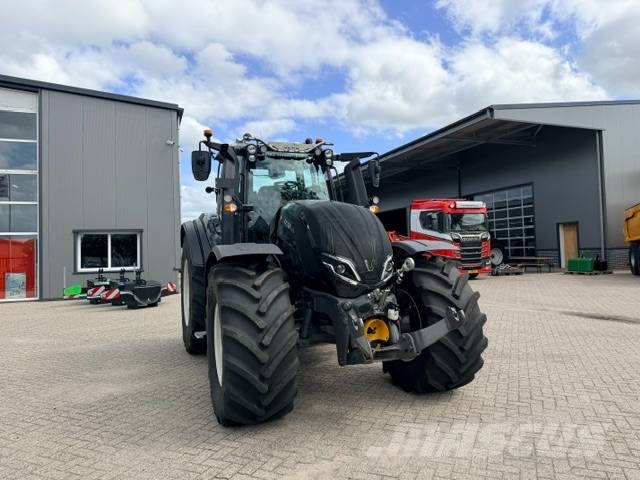 Valtra T235 Direct Smart Touch, 435 uur! Τρακτέρ