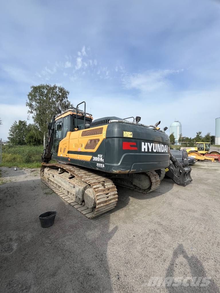 Hyundai HX300AL Bandgrävare