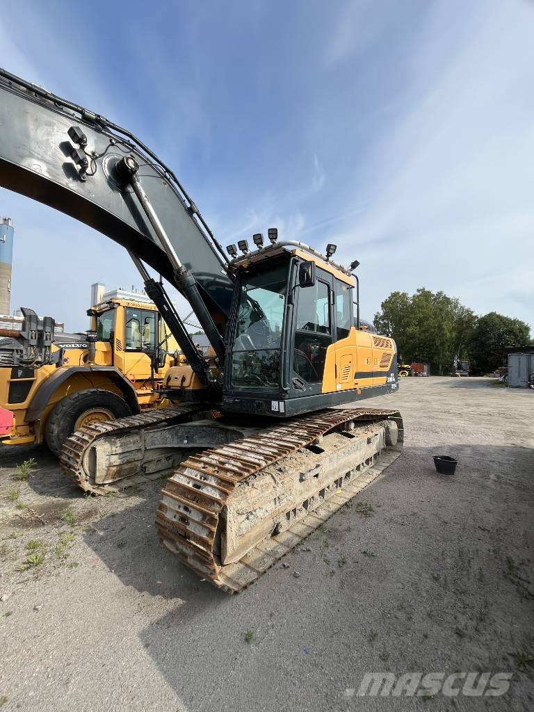 Hyundai HX300AL Bandgrävare