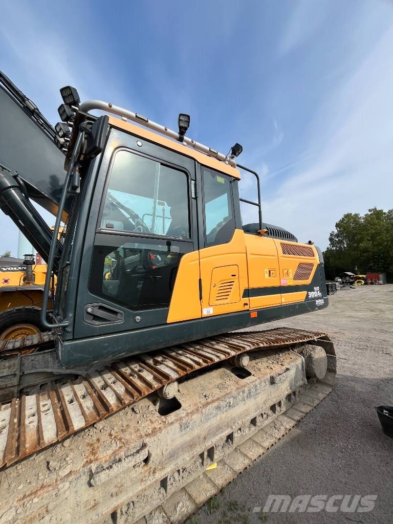 Hyundai HX300AL Bandgrävare