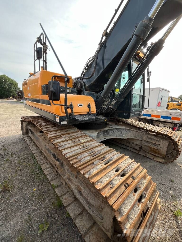 Hyundai HX300AL Bandgrävare