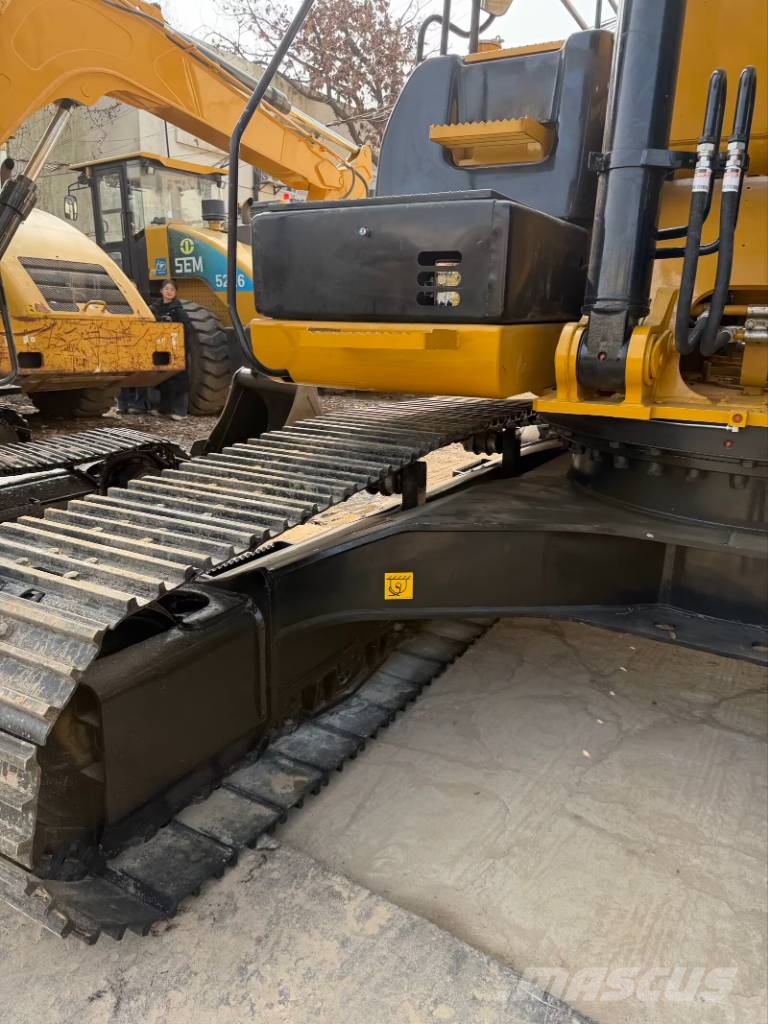 CAT 325D2L   3000 units excavators in stock Excavadoras sobre orugas