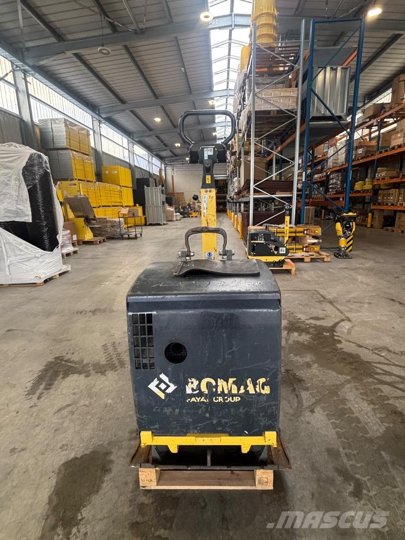 Bomag Vibrationsplatte BPR70/70DE Lever Sonstige Landmaschinen