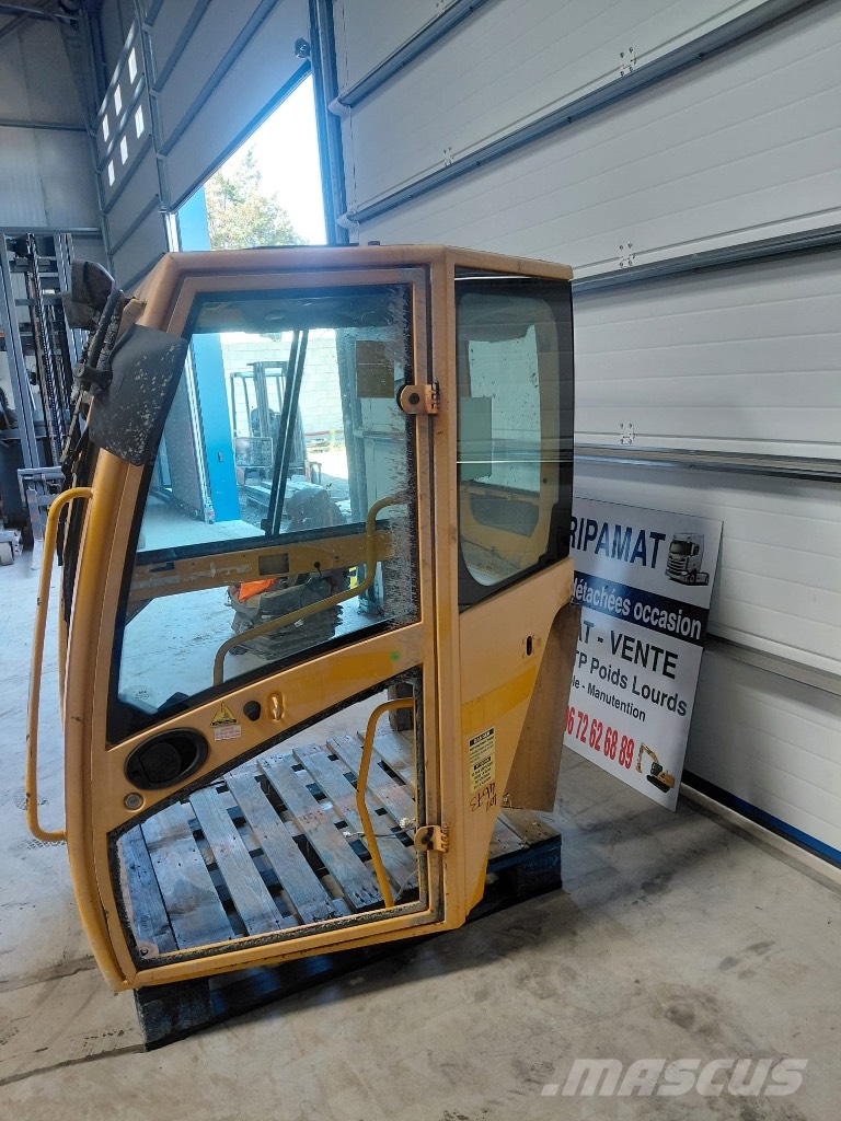 Yanmar Vio 80 U كابينة والداخلية