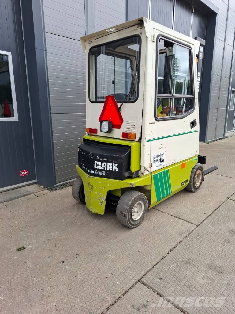 Clark EM 15 Elektritõstukid