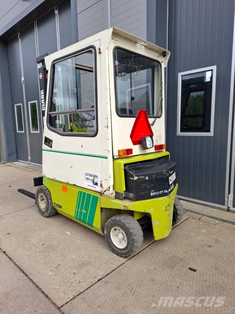 Clark EM 15 Elektritõstukid