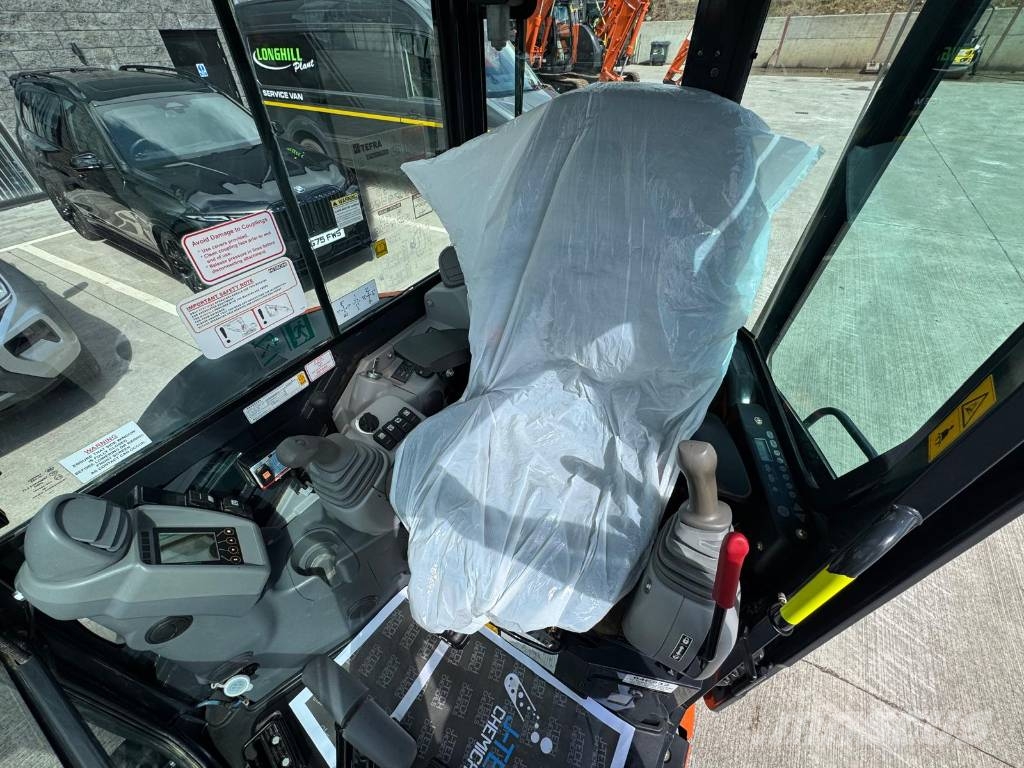 Hitachi ZX 33 U-6 Minigraafmachines < 7t