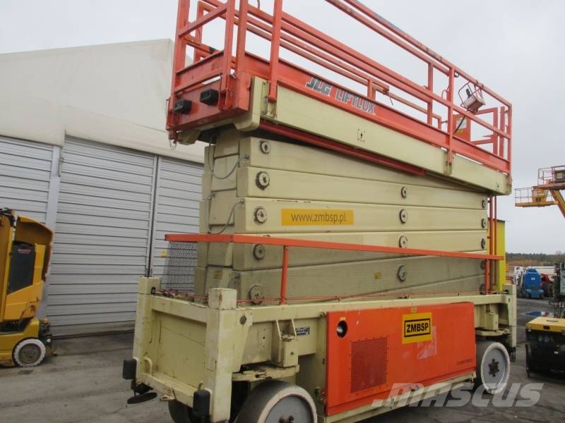 JLG Liftlux 245-12 Elevadores de tesoura