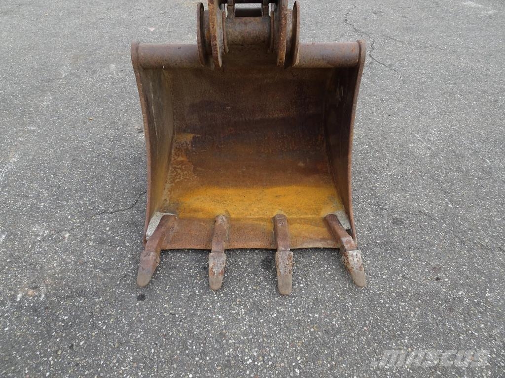 Komatsu PC110R 소형 굴삭기 7톤 미만
