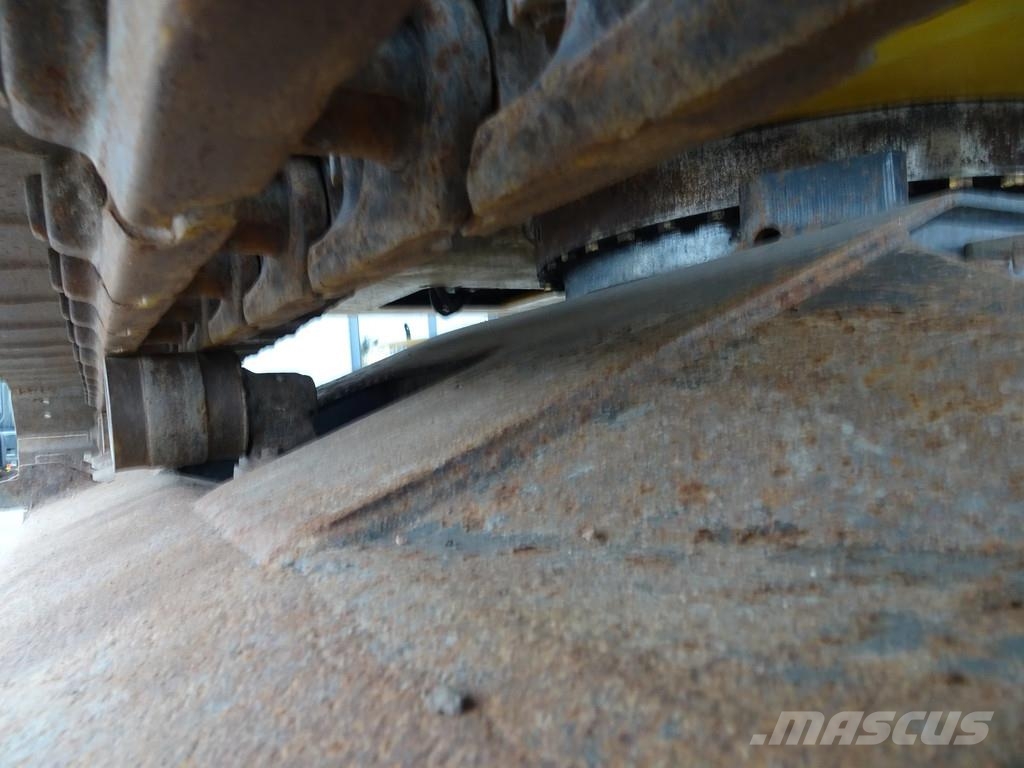 Komatsu PC110R 소형 굴삭기 7톤 미만