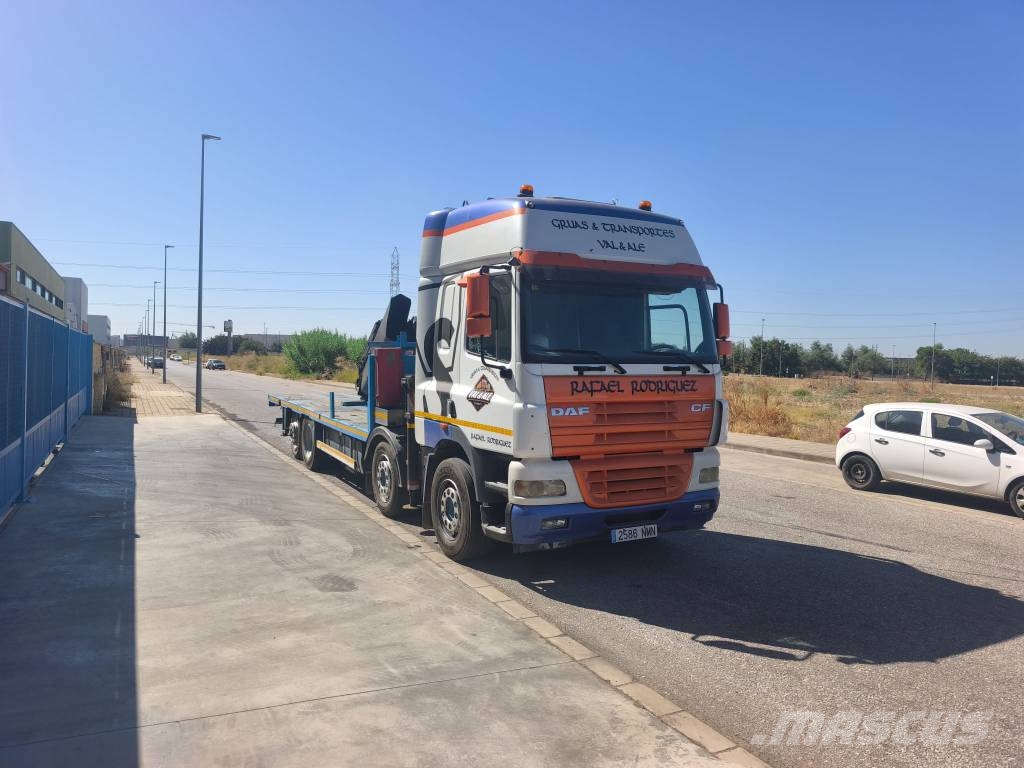 DAF PK44002 Camiones de caja de lona