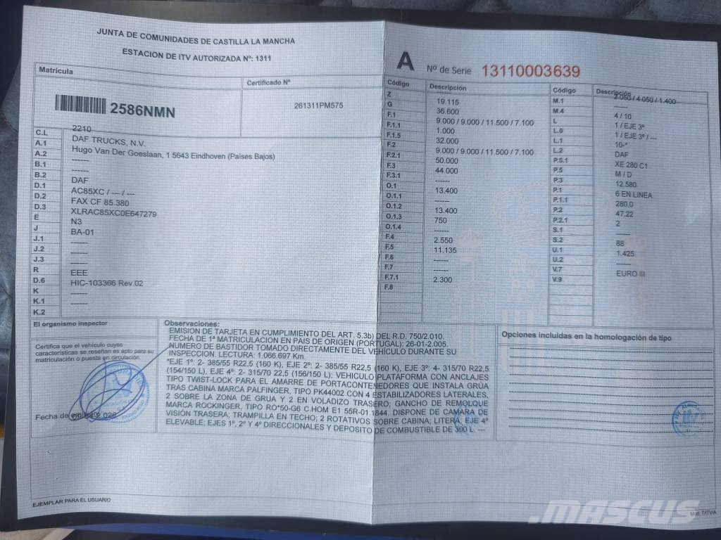 DAF PK44002 Camiones de caja de lona