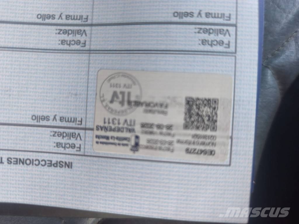 DAF PK44002 Camiones de caja de lona