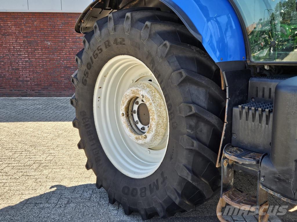 New Holland T7.210 Power command Trekkers