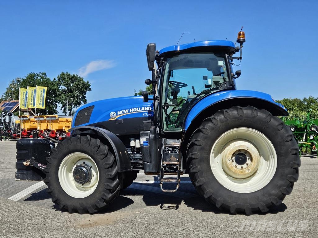 New Holland T7.210 Power command Trekkers