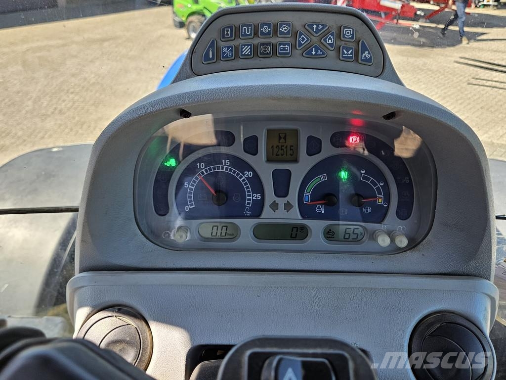 New Holland T7.210 Power command Trekkers