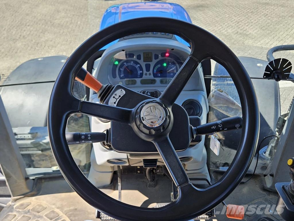 New Holland T7.210 Power command Trekkers