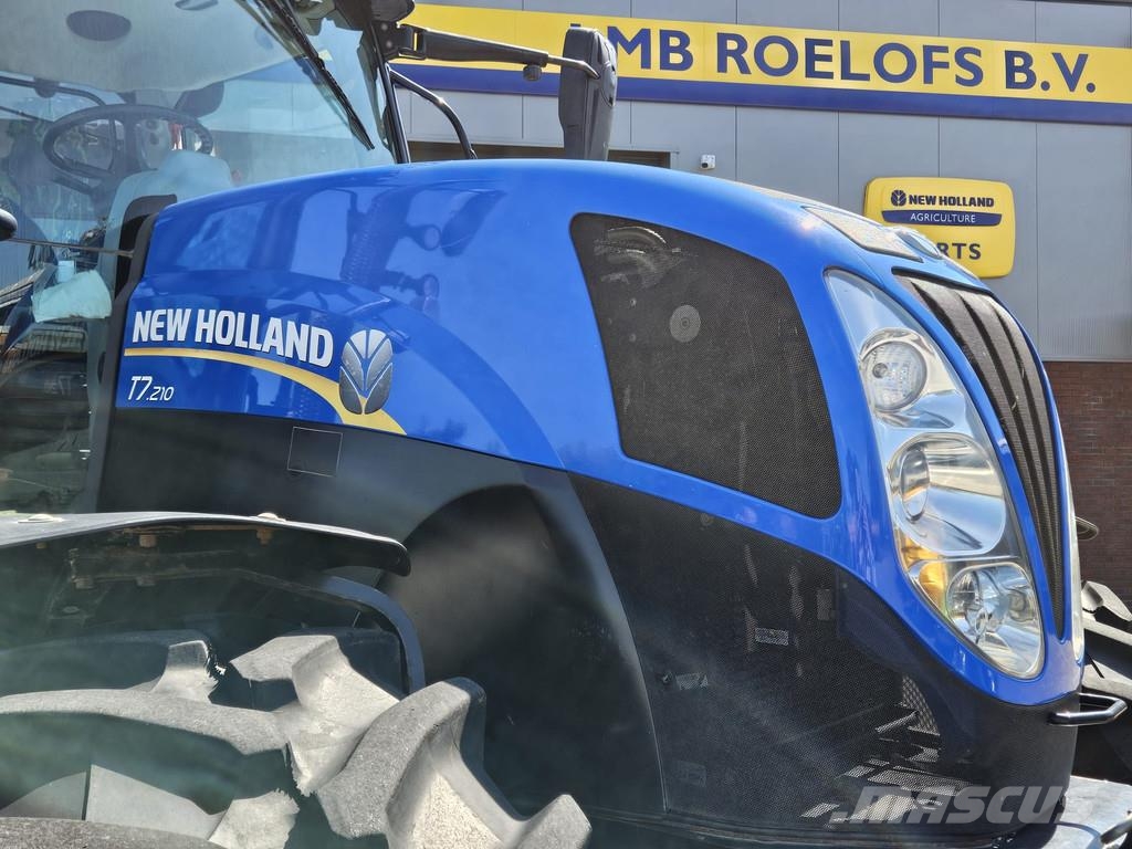 New Holland T7.210 Power command Trekkers