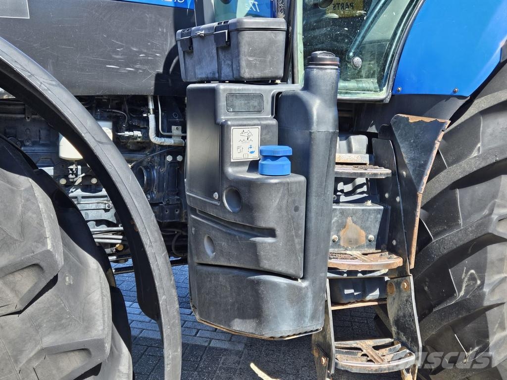 New Holland T7.210 Power command Trekkers