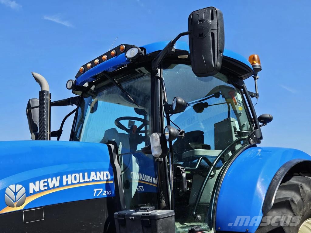 New Holland T7.210 Power command Trekkers