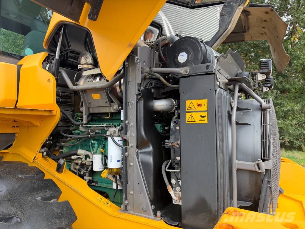 Volvo L 90 H Kolesni nakladalci