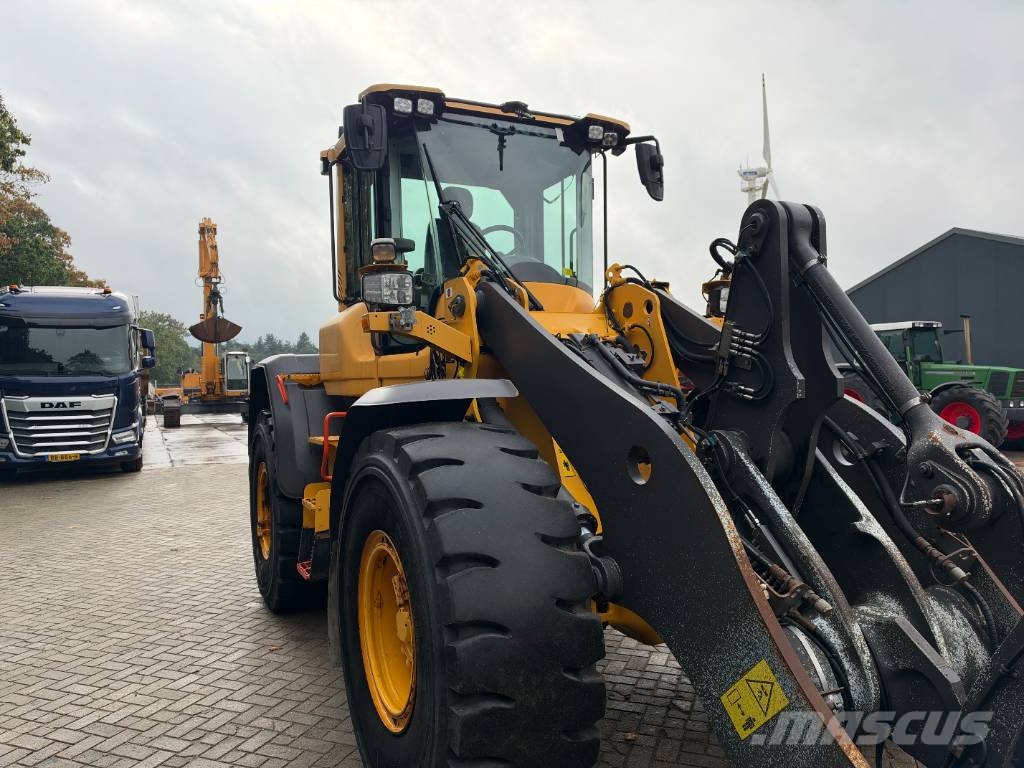 Volvo L 90 H Kolesni nakladalci