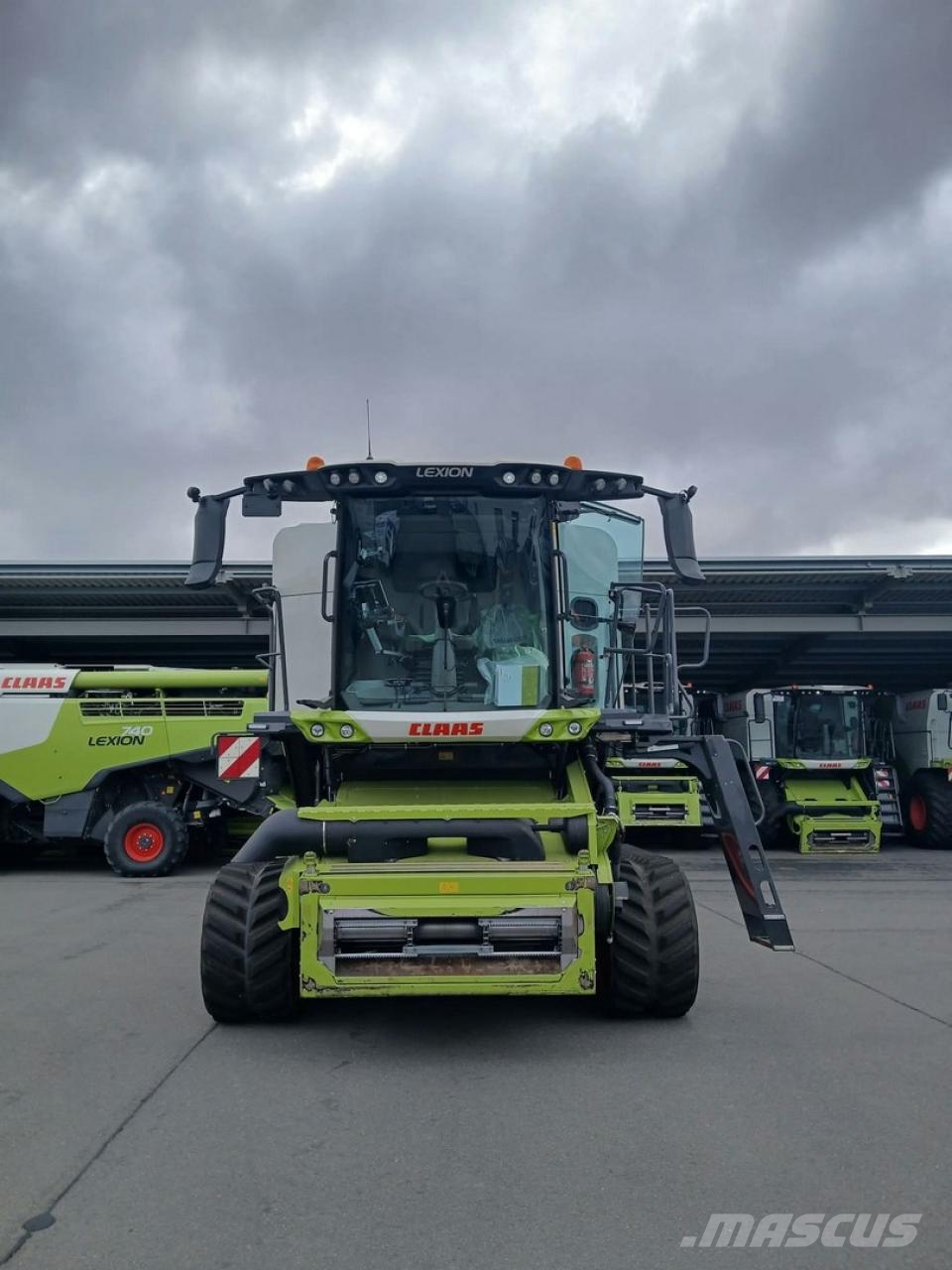 CLAAS Lexion 8800 TT Kombajni
