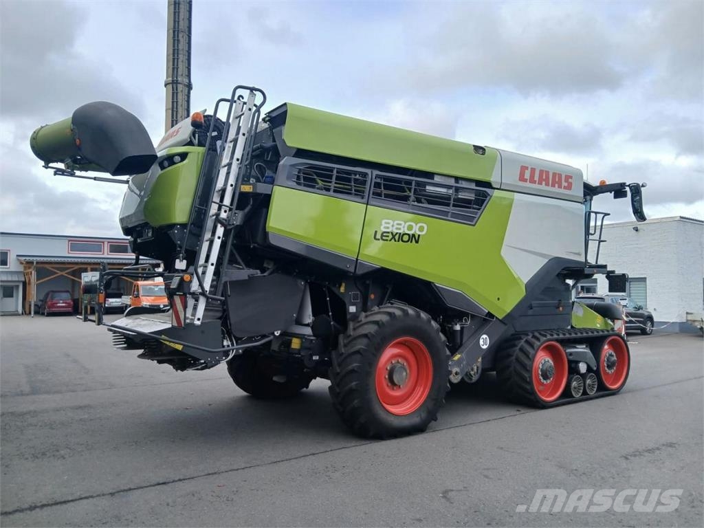 CLAAS Lexion 8800 TT Kombajni