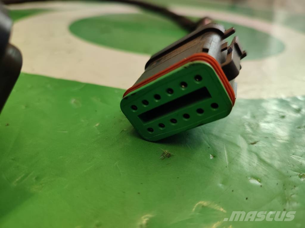 CAT 450-7571 Caterpillar 950M Plug Connector Wire Harn Sähkö ja elektroniikka