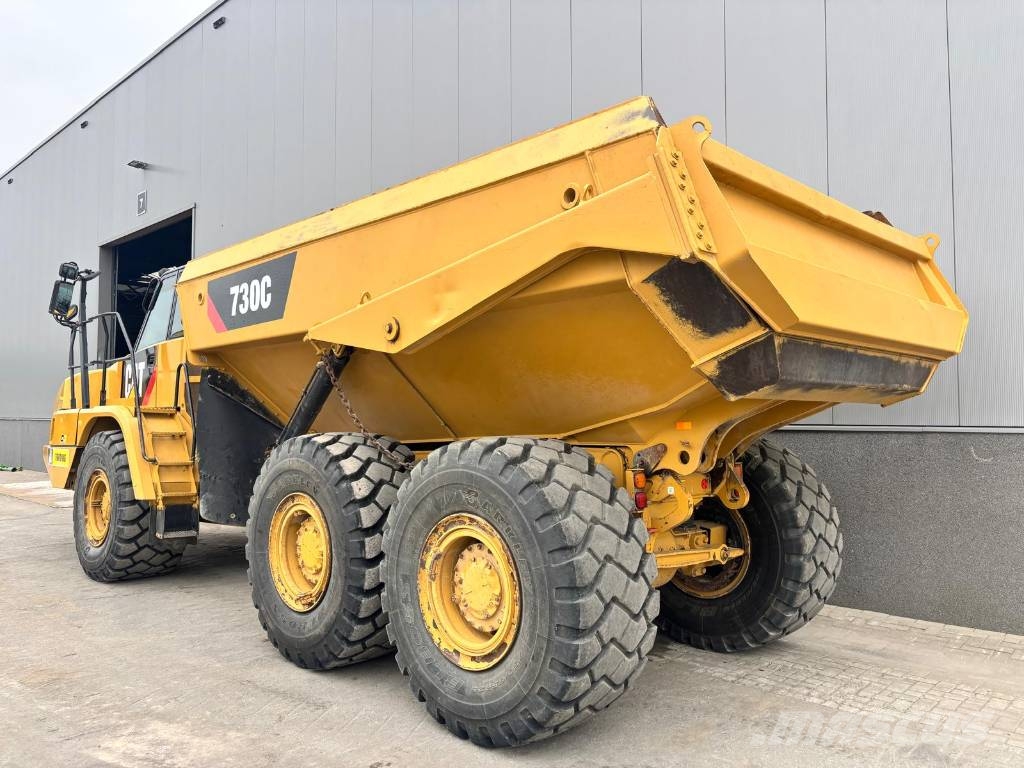 CAT 730 C (CE) 연결식 홀러