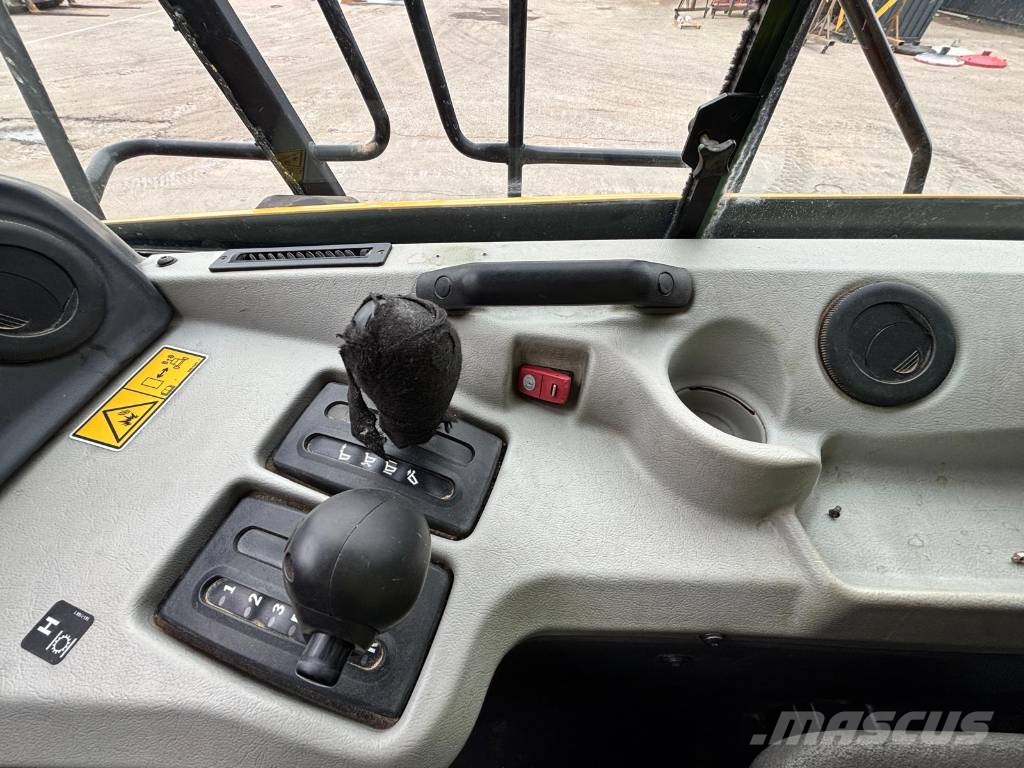 CAT 730 C (CE) 연결식 홀러