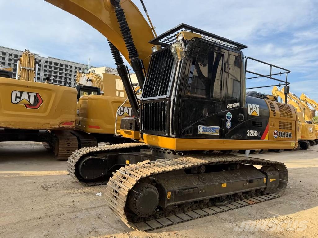 CAT 325D2L Source factory Kāpurķēžu ekskavatori