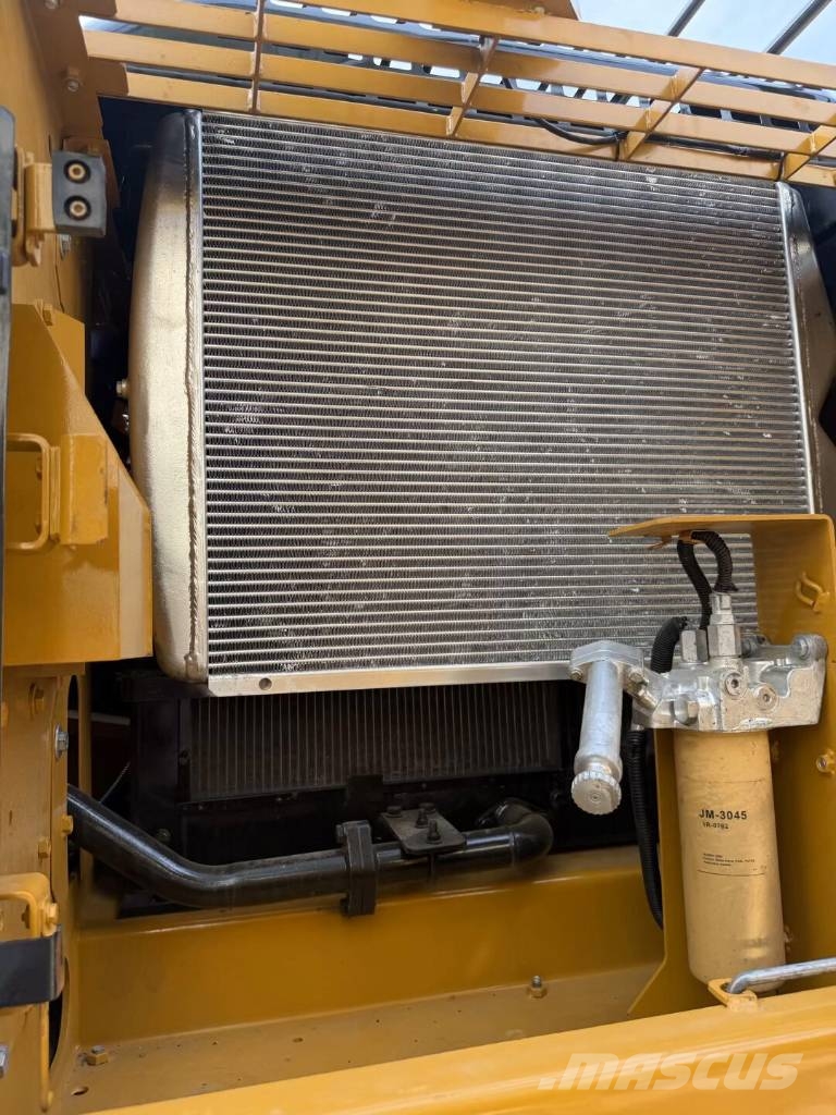 CAT 325D2L Source factory Kāpurķēžu ekskavatori