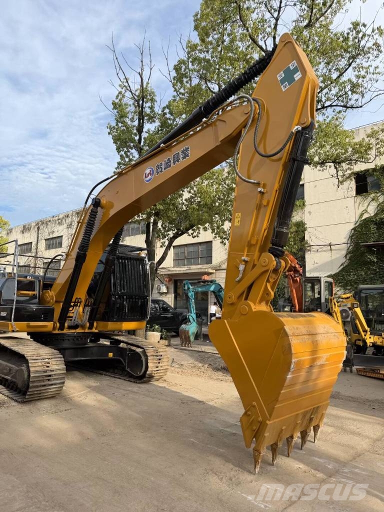 CAT 325D2L Source factory Kāpurķēžu ekskavatori