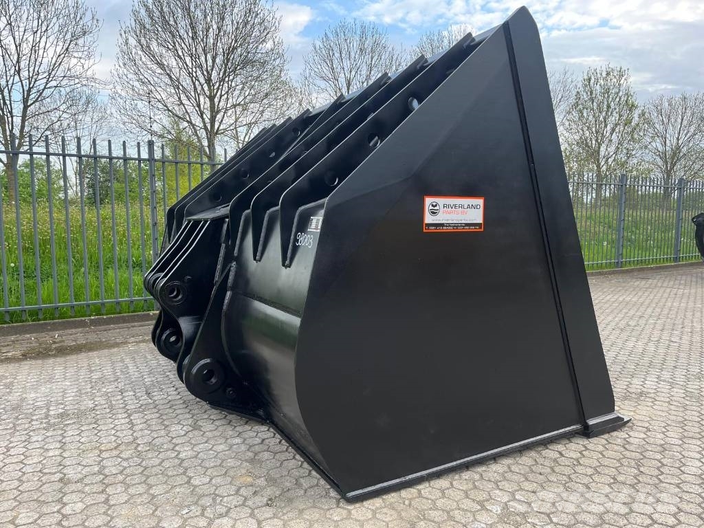CAT 980 M heavy duty volume bucket Buckets