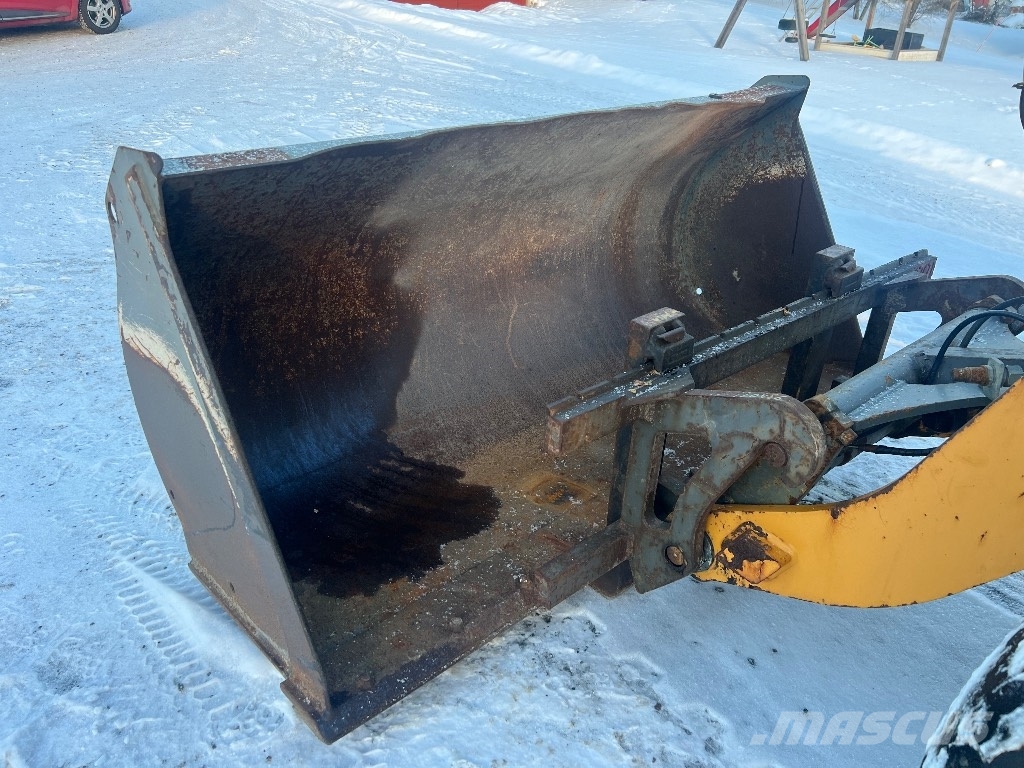 Liebherr 507 Pyöräkuormaajat