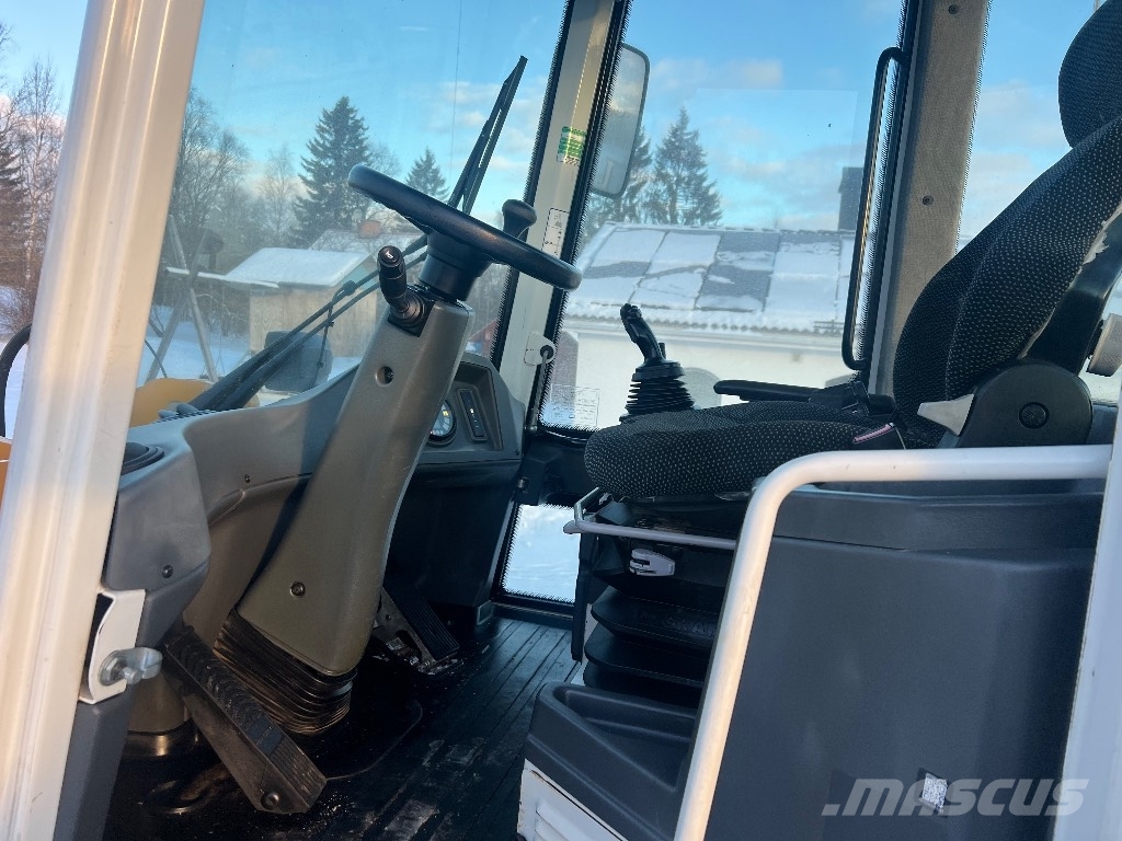 Liebherr 507 Pyöräkuormaajat