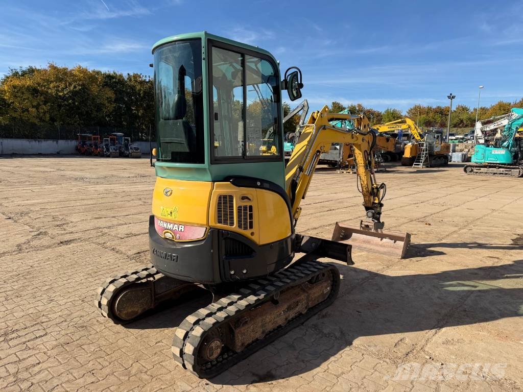 Yanmar Vio 25-4 inkl. Powertilt Mini bagri <7t