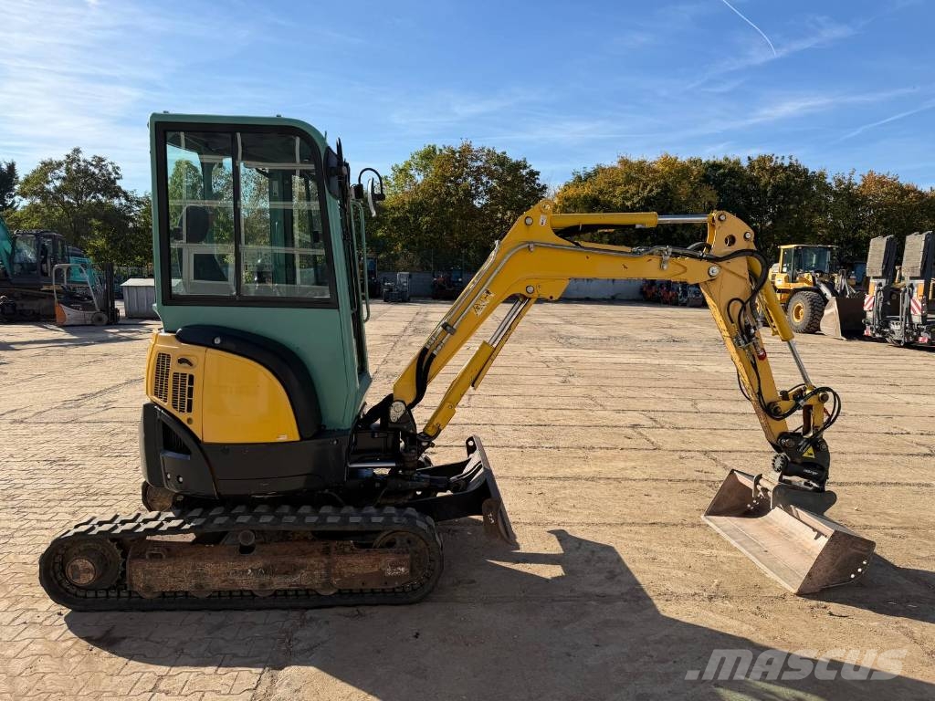 Yanmar Vio 25-4 inkl. Powertilt Mini bagri <7t