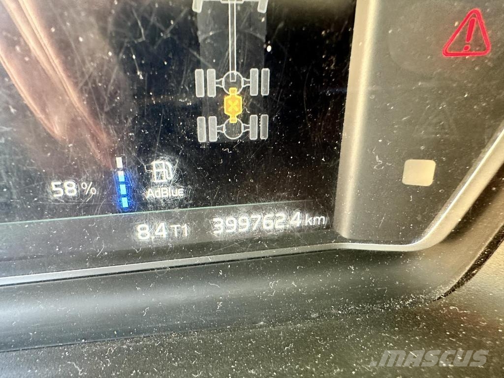 Volvo FH SIISTI 2+2 VTA ILMAJOUSINEN VEDONKATKAISU VOLVO Tomruk kamyonlari