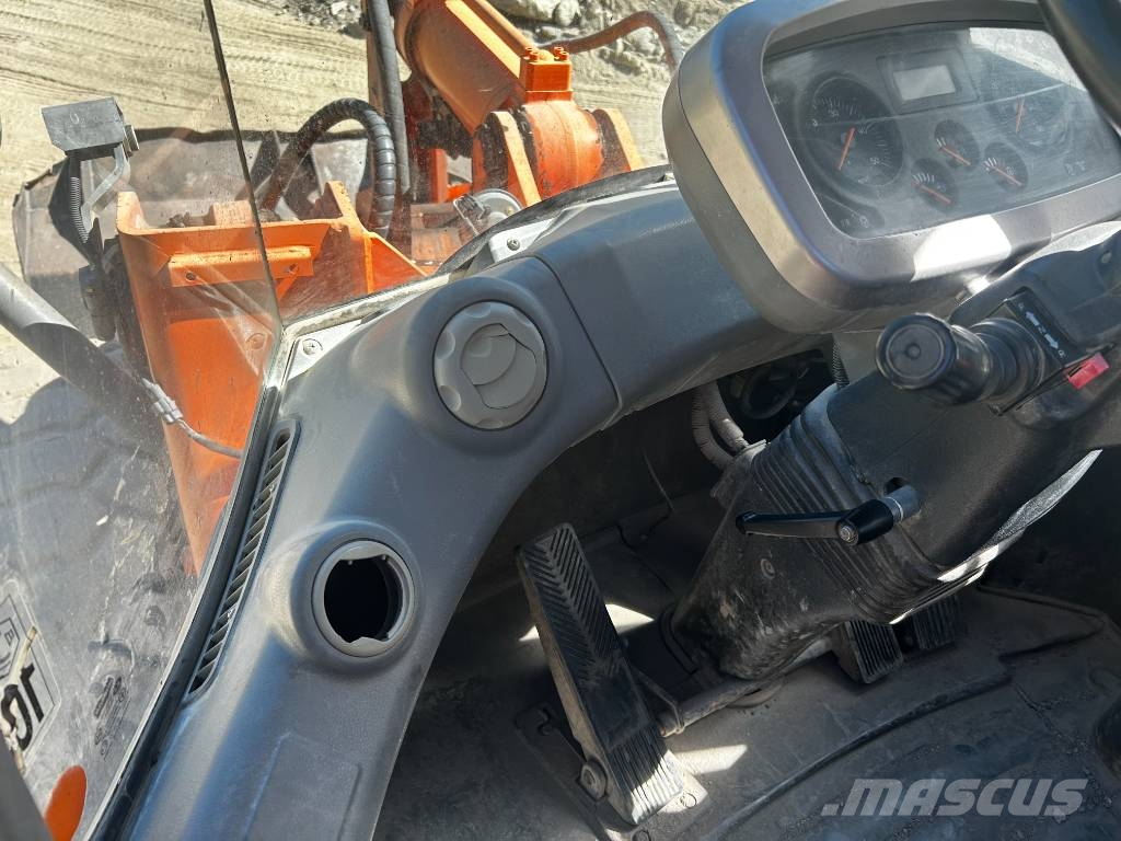 Doosan DL250 Chargeuse sur pneus