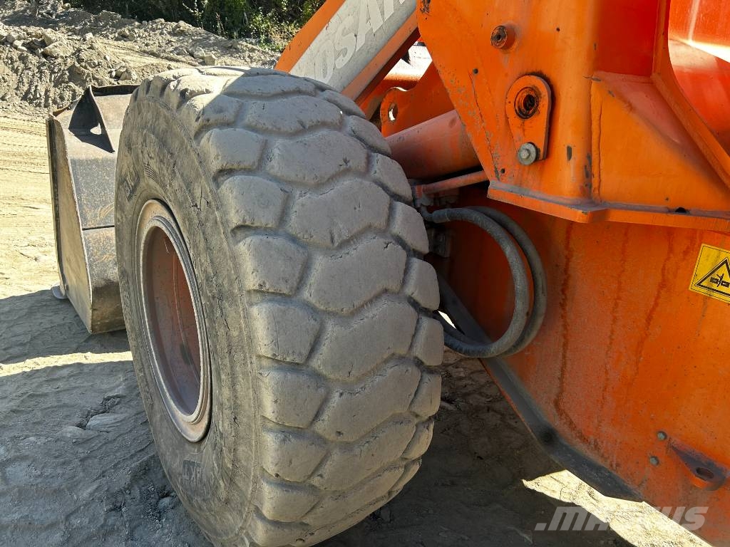Doosan DL250 Chargeuse sur pneus