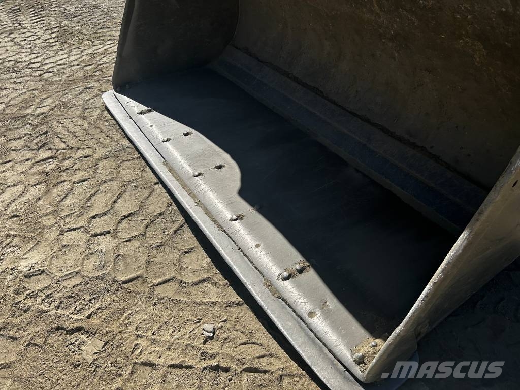Doosan DL250 Chargeuse sur pneus