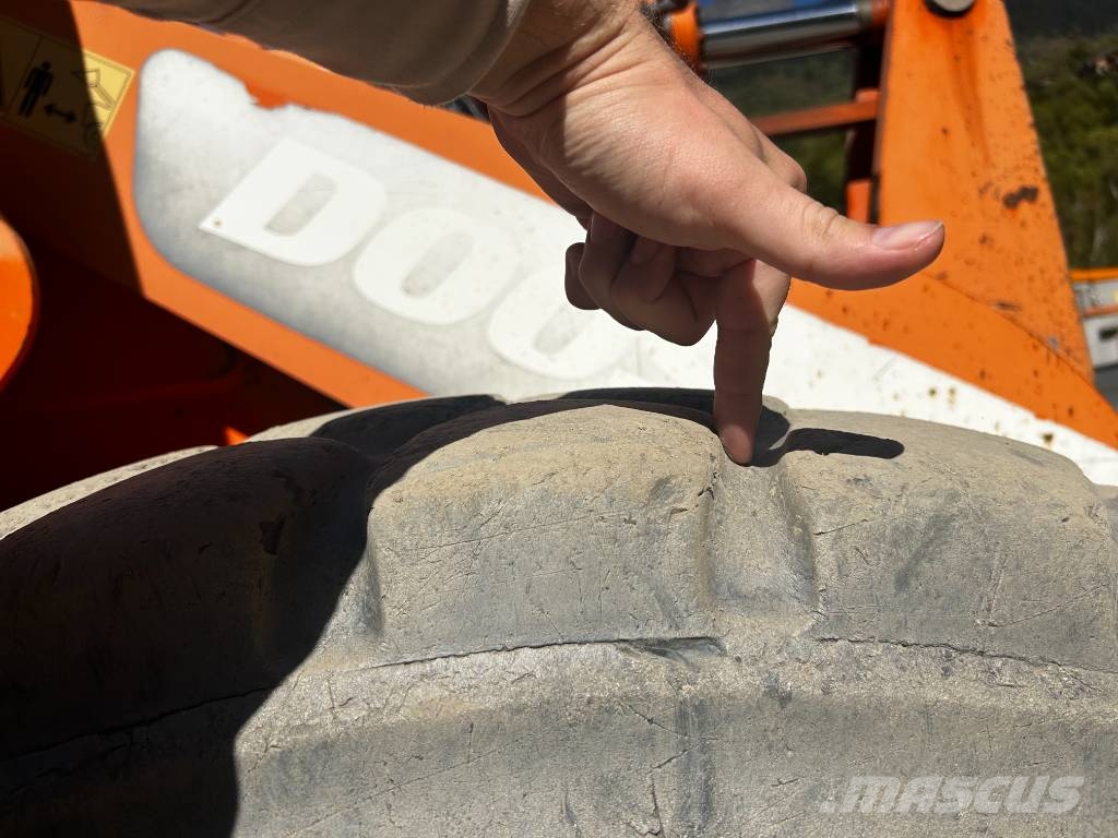 Doosan DL250 Chargeuse sur pneus